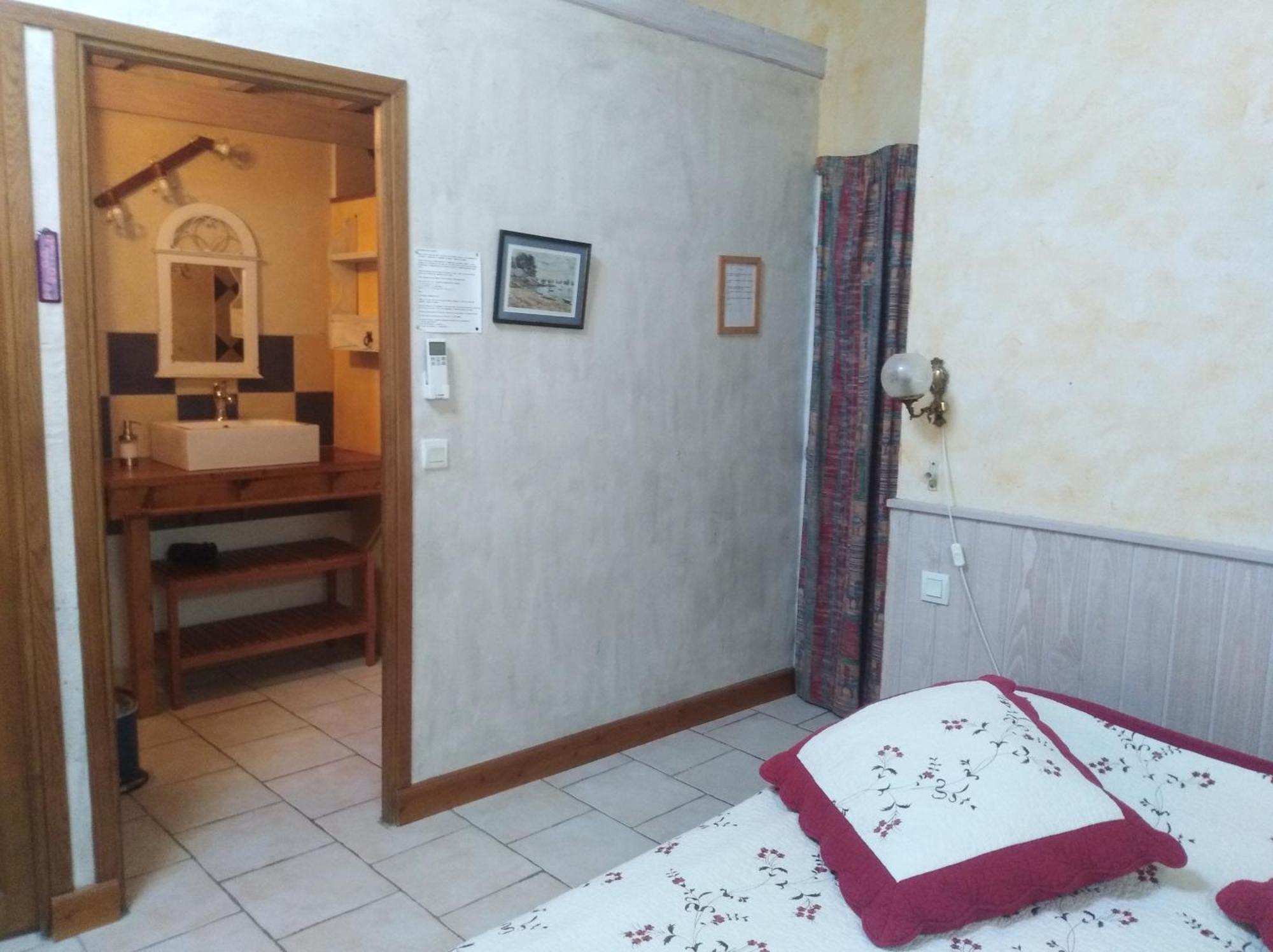 Le Mas De La Musardiere Chambres D Hotes Les Assions Экстерьер фото