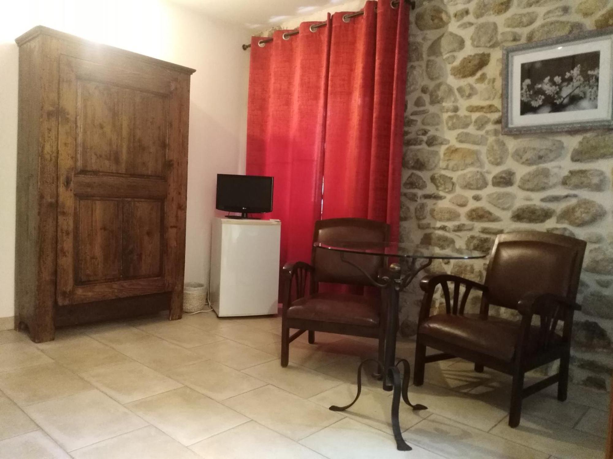 Le Mas De La Musardiere Chambres D Hotes Les Assions Экстерьер фото